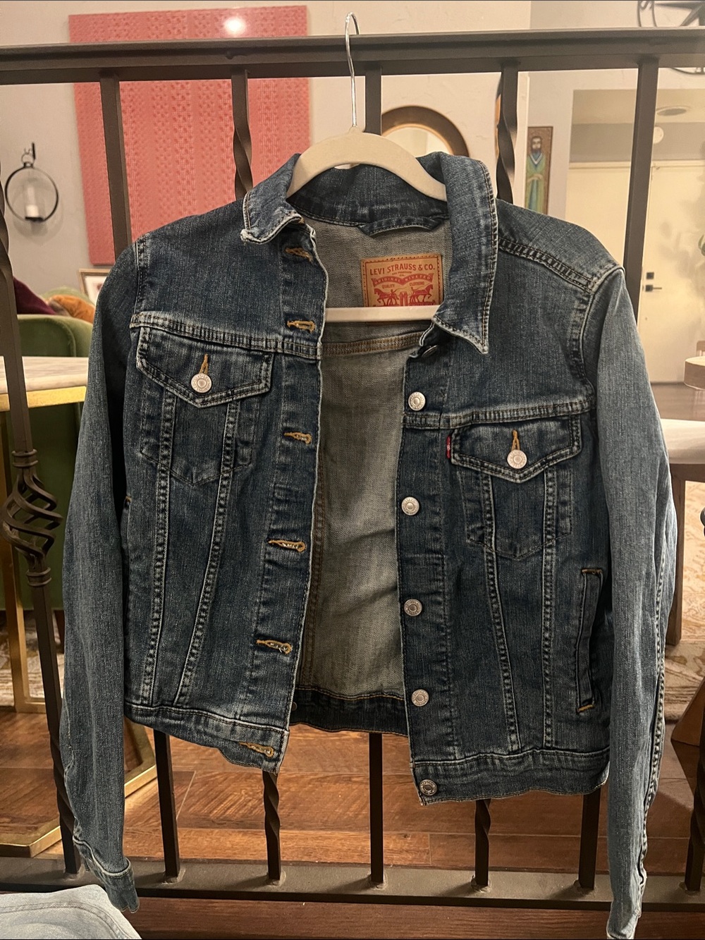 Levi's Blue Denim Trucker Jacket - Classic Chest Pockets